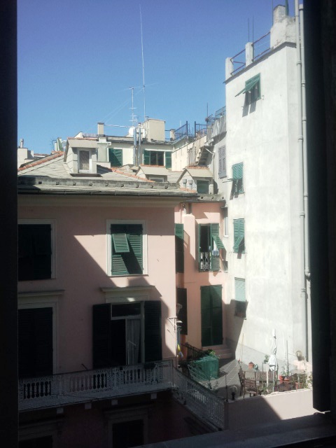 Appartamento in centro storico in via S. Lorenzo a Genova in Affitto